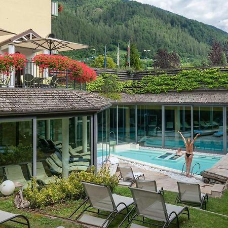 Alpholiday Dolomiti Wellness&Fun Hotel Dimaro Esterno foto