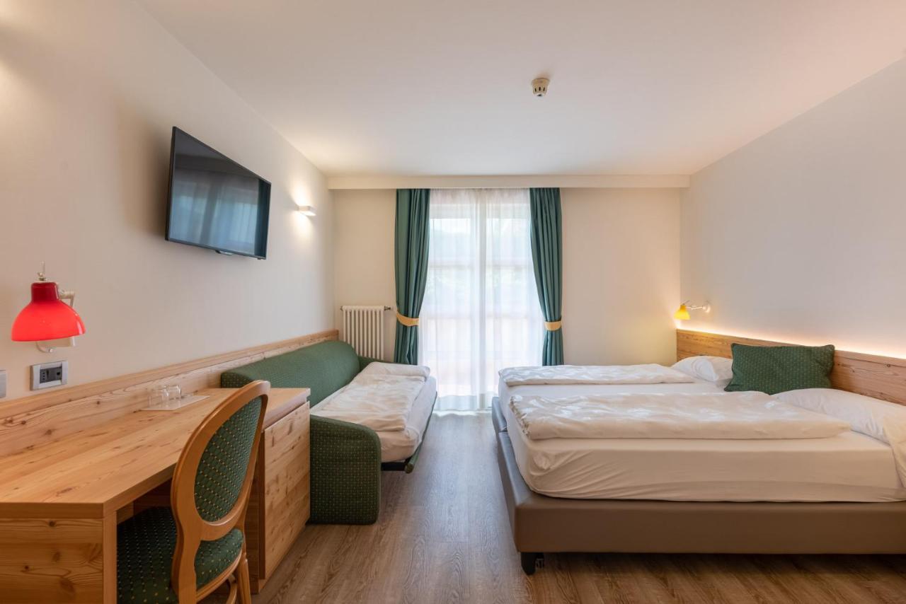 Alpholiday Dolomiti Wellness&Fun Hotel Dimaro Camera foto