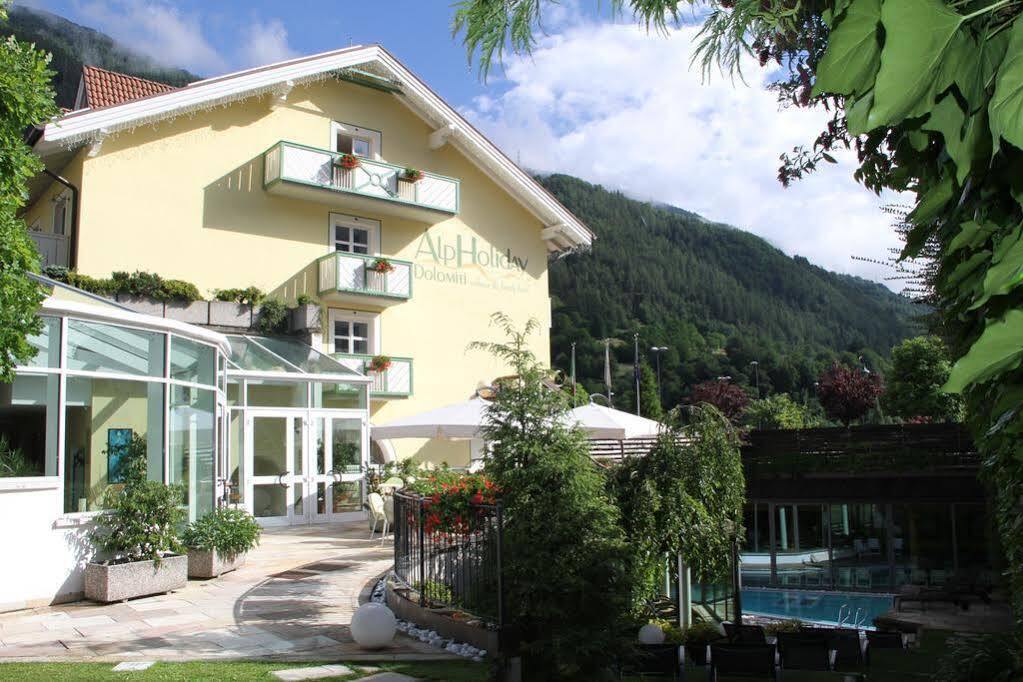 Alpholiday Dolomiti Wellness&Fun Hotel Dimaro Esterno foto
