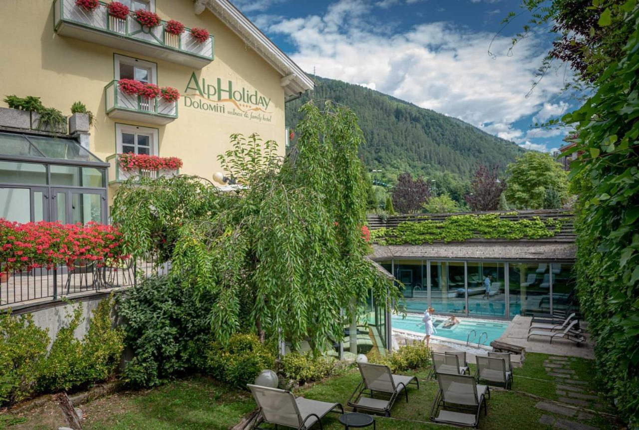 Alpholiday Dolomiti Wellness&Fun Hotel Dimaro Esterno foto