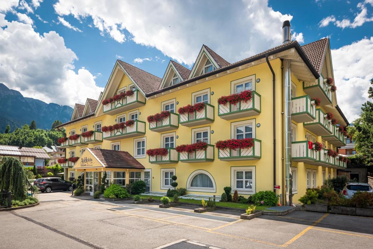 Alpholiday Dolomiti Wellness&Fun Hotel Dimaro Esterno foto